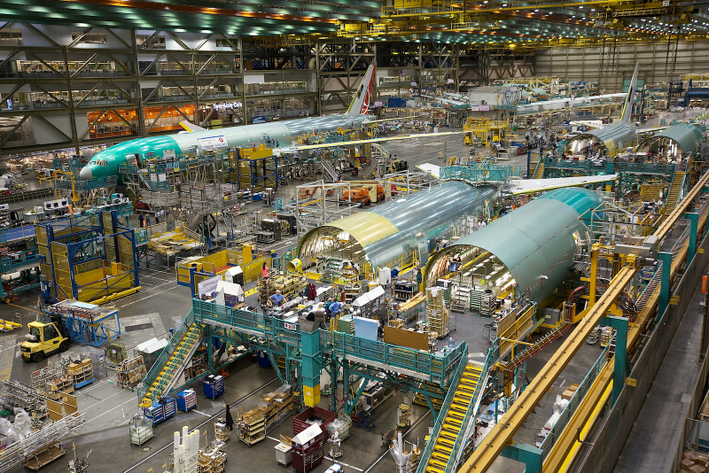Illustration for article titled The Stunning Factory Porn Of Aircraft Assembly Lines